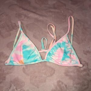 Sissterevolution Tye-dye Bikini Top